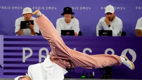 Olympic breakdancing highlights: Japan's Ami beats Lithuania's .